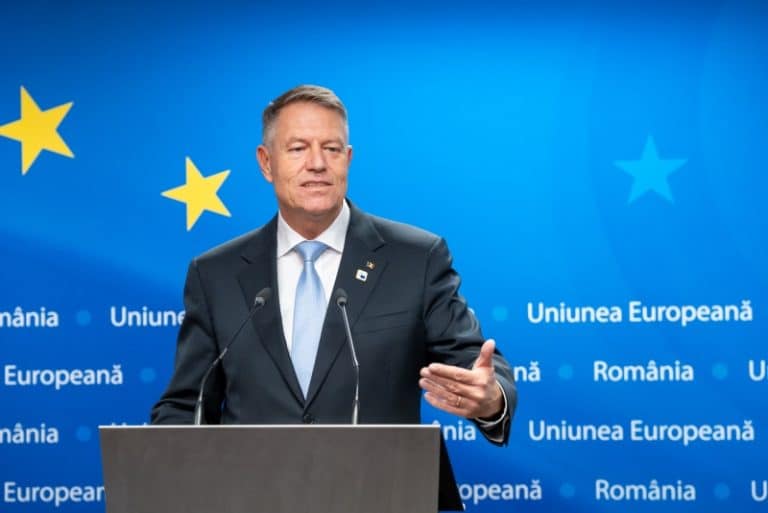 Video | Klaus Iohannis și ‘șerpașii’