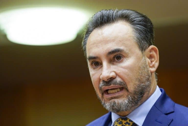 Depinde numai și numai de români dacă fascismul își va face loc în Parlamentul României!