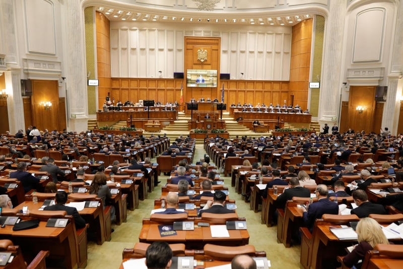 ‘Autonomia teritorială nu încalcă Constituţia României / Dorim libertate înăuntrul graniţelor României’