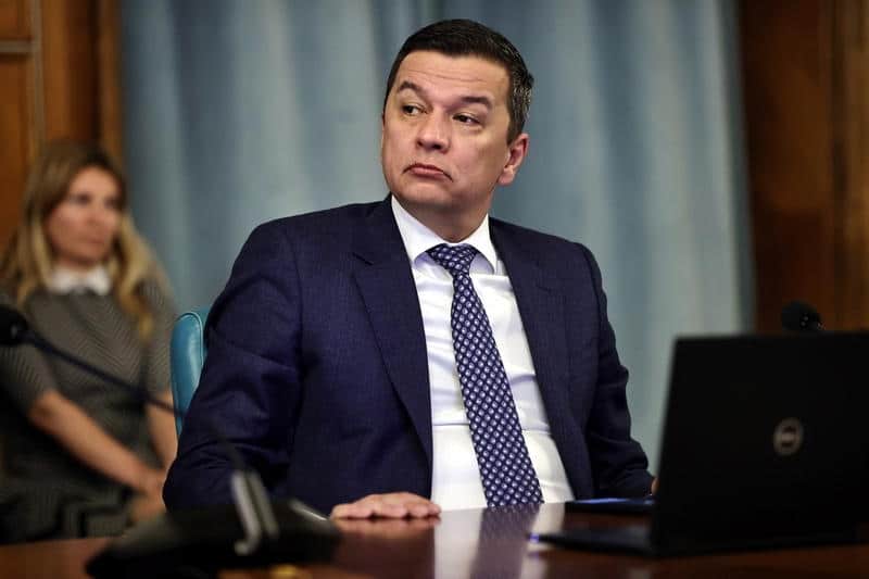 Un senator a depus plângere penală la DNA împotriva lui Sorin Grindeanu