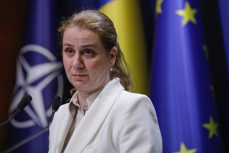 ‘Lucrurile se pot face mai bine. Şi că am făcut greşeli, din care învăţ şi învăţăm continuu’