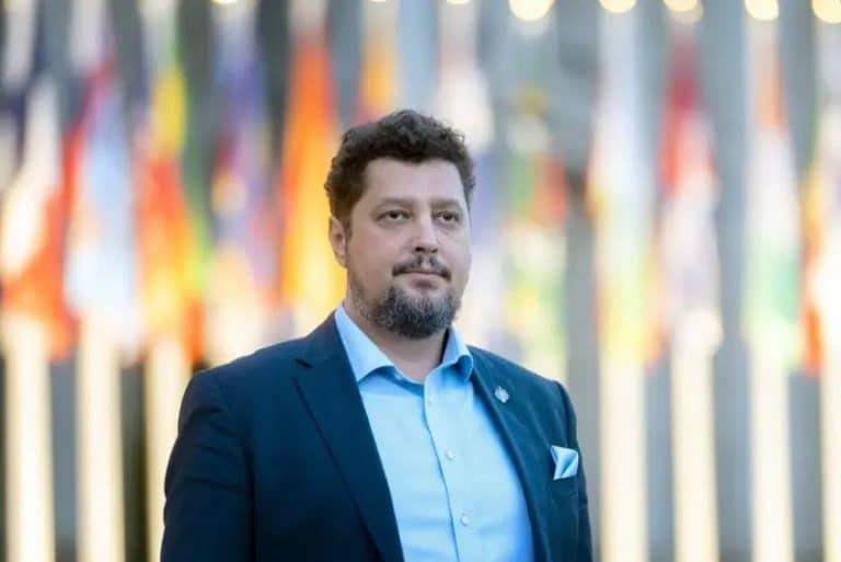 ‘O piesă de teatru proastă jucată de PSD și UDMR. Un atac împotriva statului’