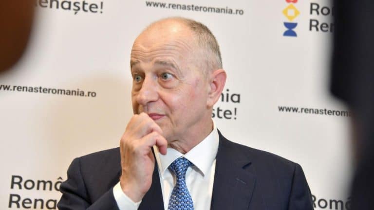 L-am sunat și asta mi-a spus