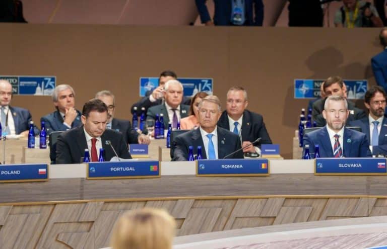 val de reproșuri pentru președinte