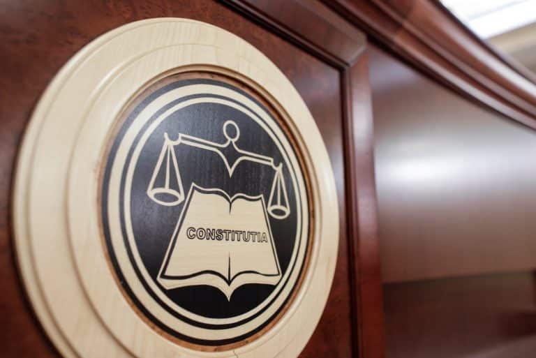 Noile prevederi privind Consiliul Legislativ trebuie promulgate